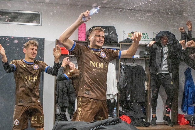 姆巴佩高達 姆巴佩高達